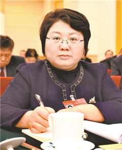 全国人大代表得利斯董事长郑思敏全方位培育涉农新质生产力发展现代化